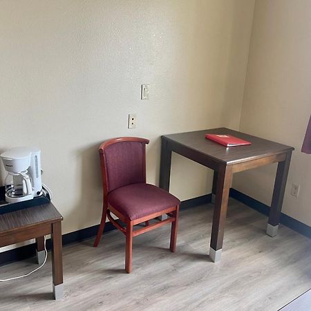 Econo Lodge Inn&Suites Corning Camera foto
