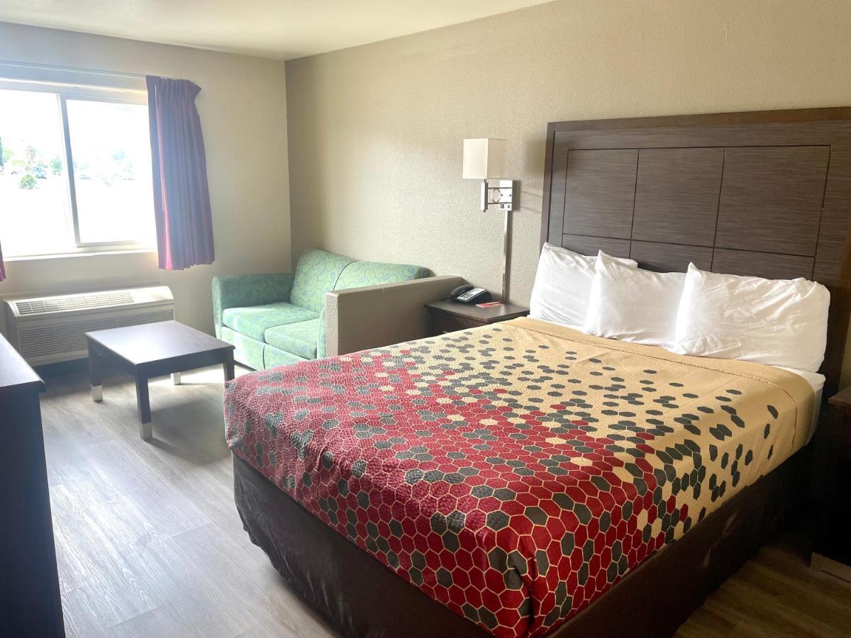 Econo Lodge Inn&Suites Corning Esterno foto