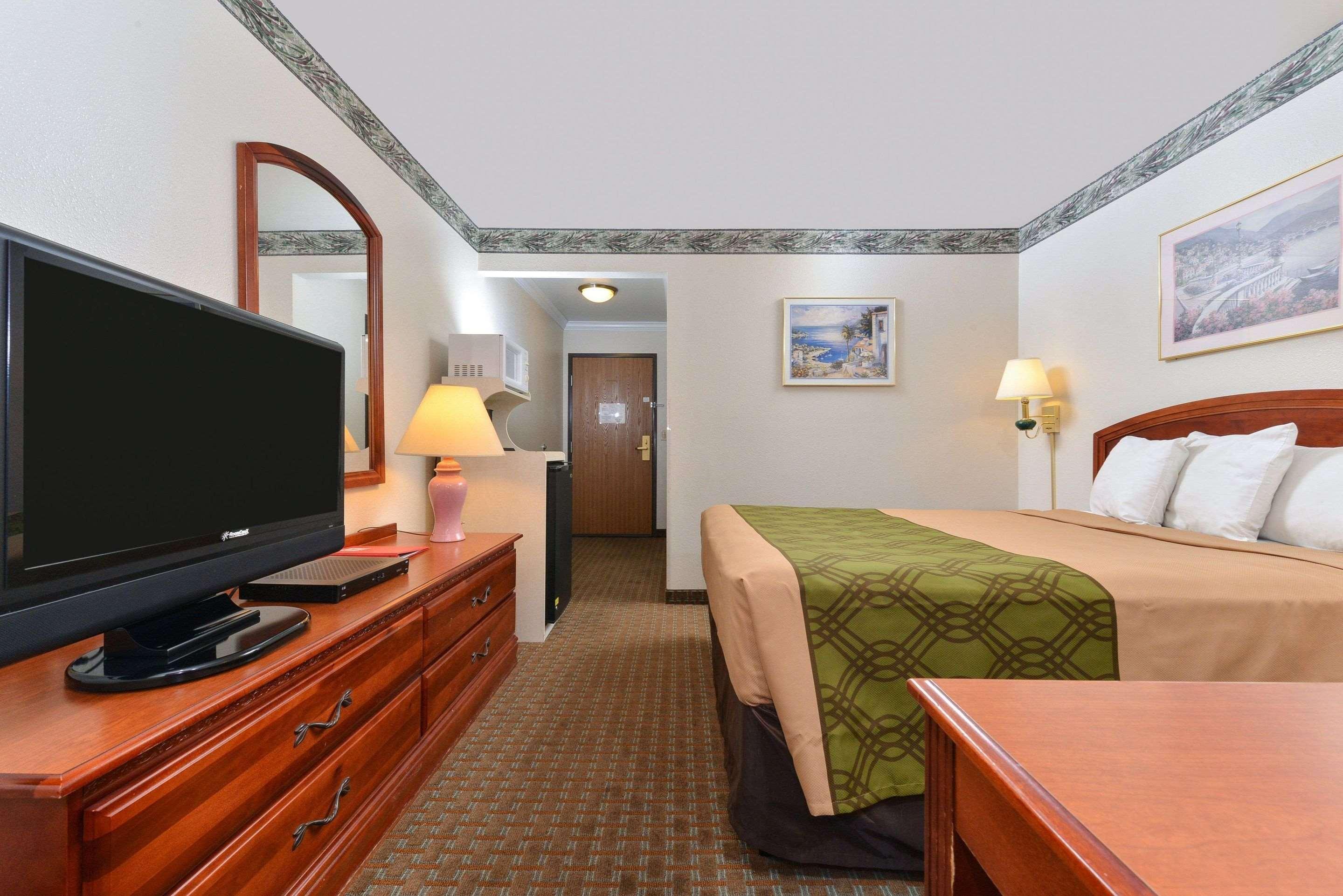 Econo Lodge Inn&Suites Corning Esterno foto